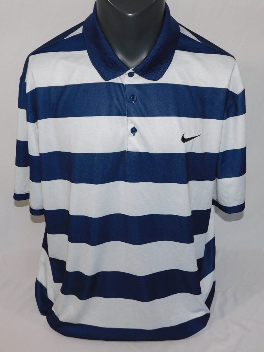 Nike Men’s Blue and White Striped Polo Shirt